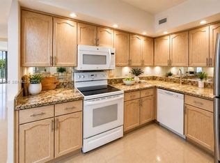 5600 Collins Ave #Cu-4p, Miami Beach, FL 33140
