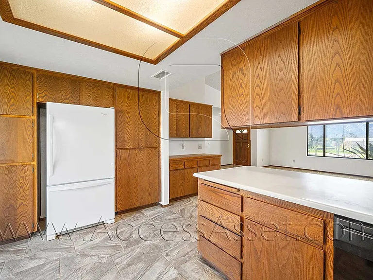21825 Canyon Dr — Photo 8