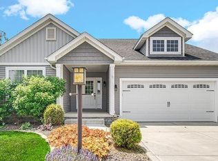114 N Summerfield Dr, Valparaiso, IN 46385