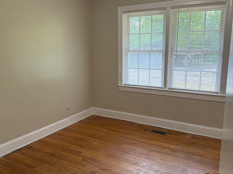 8642 W Mount Dr — Photo 8