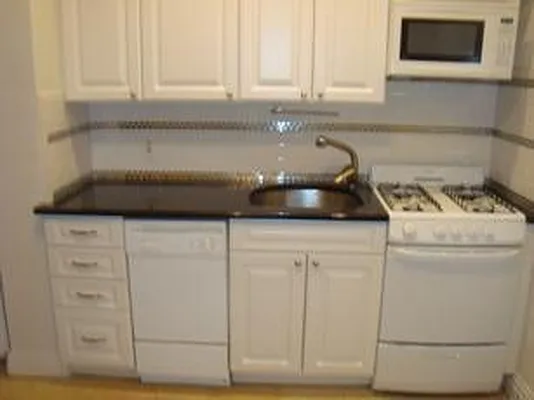 Rented by CitySites Real Estate Group | media 29
