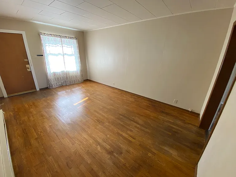 307 S Ruby St — Photo 4