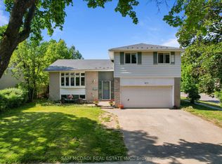 70 Briar Rd, Barrie, ON L4N3M4