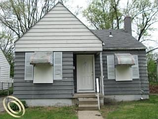 1st image of 20091 Rosemont Ave