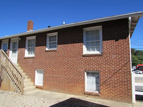 417 E Front St Photo 1