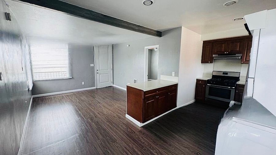 1st image of 2559 Fairmount Ave #2