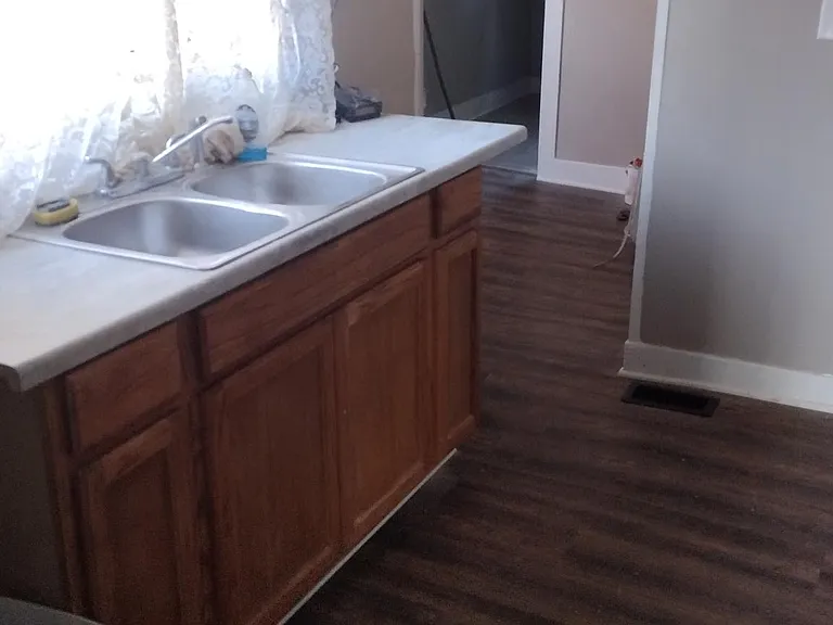 4651 Woodland Hills Blvd — Photo 8