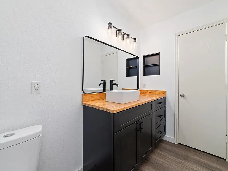 7042 Durango Creek Ln — Photo 20