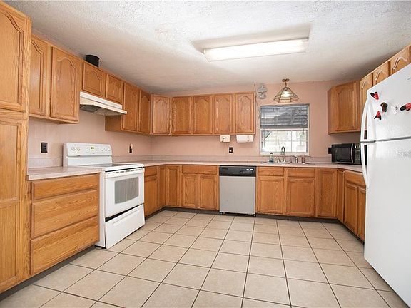 4th image of 1686 Beasley Dr