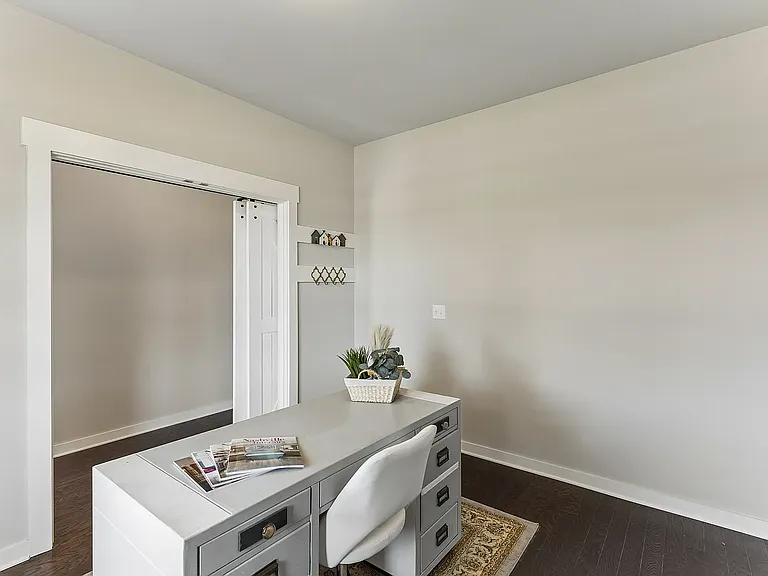 3041 Commonwealth Dr — Photo 11