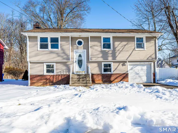 11 Dadio Road, Hamden, CT 06517