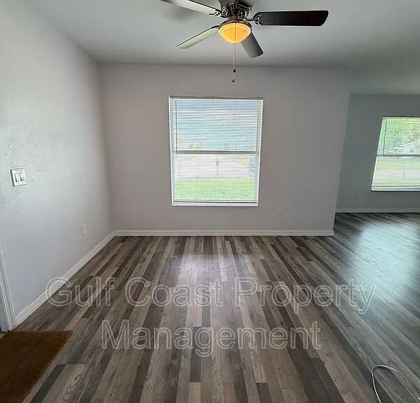 1801 S Palmdale Ct — Photo 11