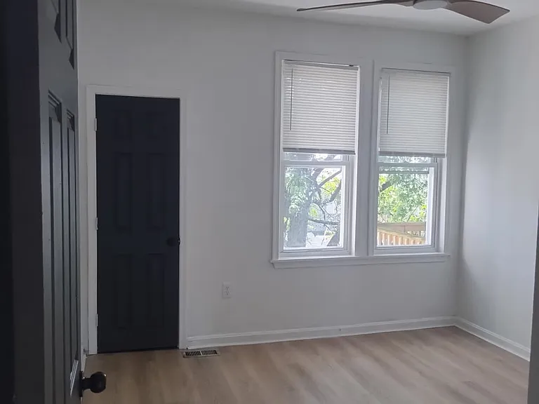 623 N Grantley St — Photo 23