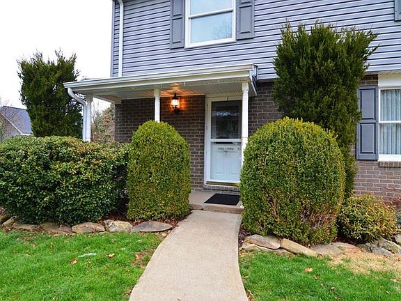 2nd image of 15 Lorrie Dr