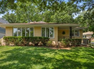 5708 Dunham Rd, Downers Grove, IL 60516