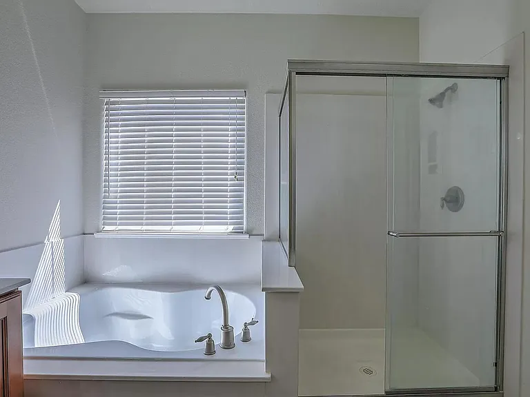 2736 Corte Marbella SE — Photo 23