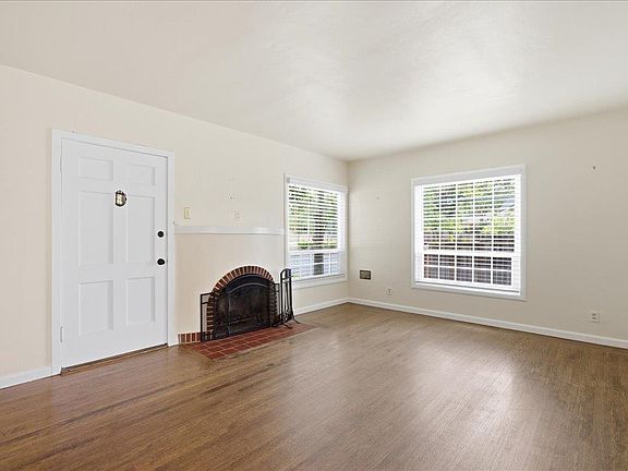 3rd image of 1901 39th St