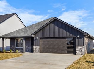 1437 Dan Brown Dr, Clarksville, TN 37042