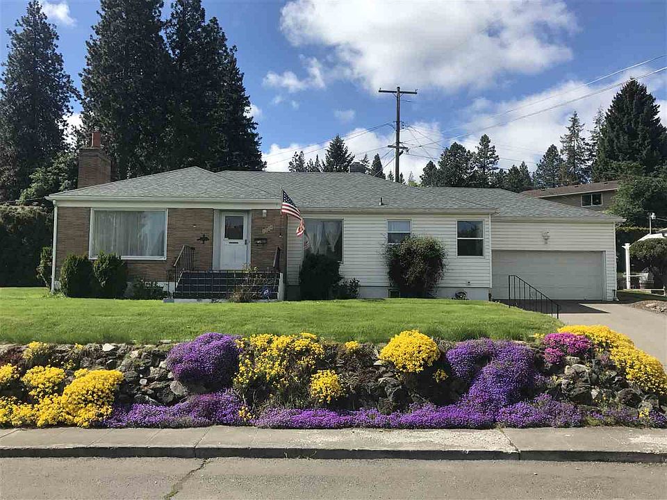 1st image of 2824 E 19th Ave