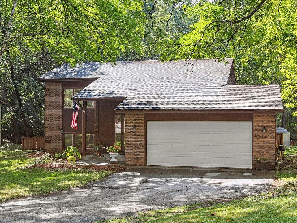 1st image of 101 City View Dr
