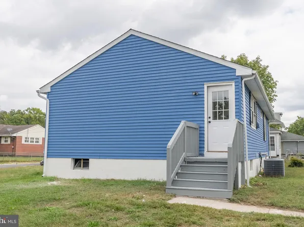 372 W Washington St, Paulsboro, NJ 08066