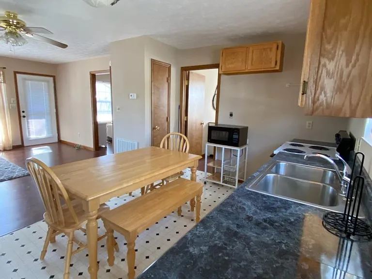 1319 Fisherman Way #1 — Photo 2