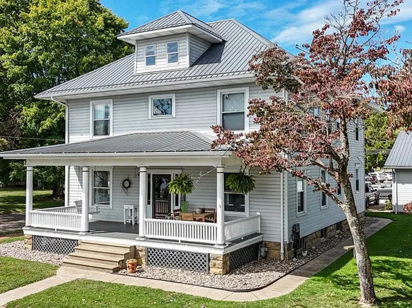 716 Front St, Matamoras, OH 45767