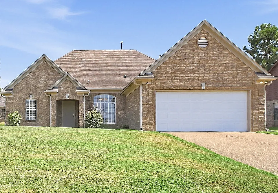 55 Mossy Springs Dr