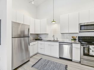 530 W Town St #302WC, Columbus, OH 43215