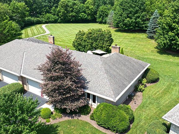 3rd image of 9336 Muirkirk Dr