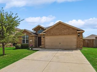 108 Kincaid Dr, Sanger, TX 76266