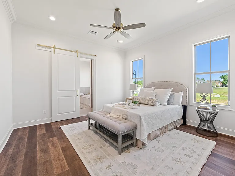 400 Villager Ave — Photo 14