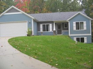 9523 S Annie Ln, Newaygo, MI