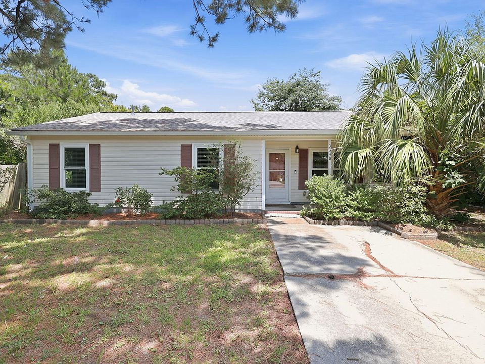 1st image of 3348 Island Estates Dr