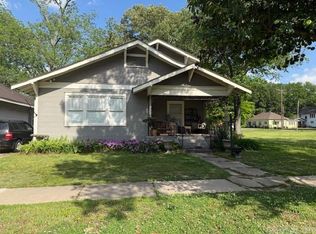809 S Porter St, Stuttgart, AR 72160