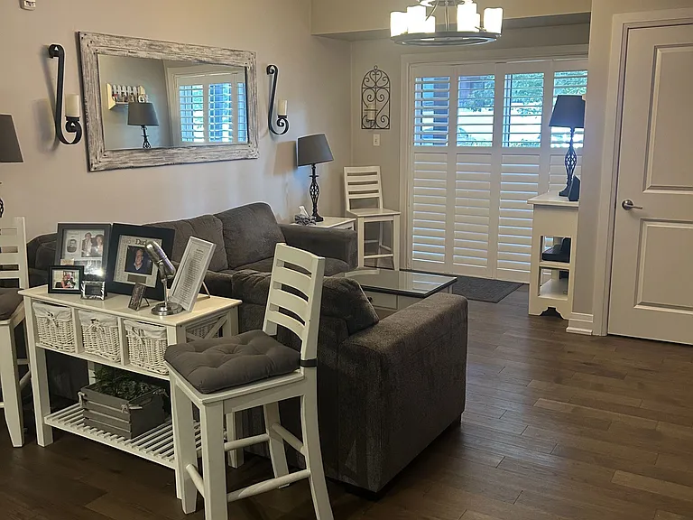 300 Essa Rd #105 — Photo 4