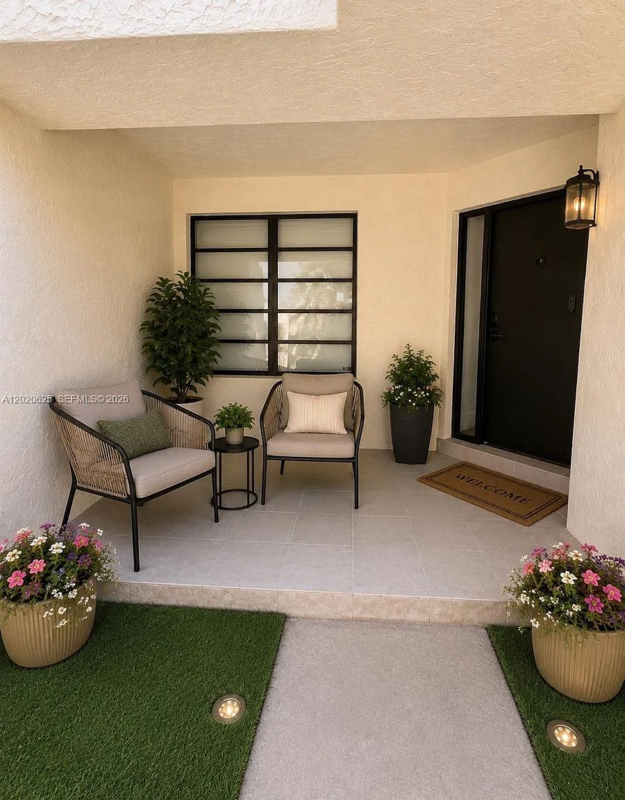 3 bed, 3.0 bath, $3,600 — Photo 3
