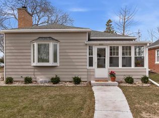 5001 North Bay Ridge Avenue, Whitefish Bay, WI 53217