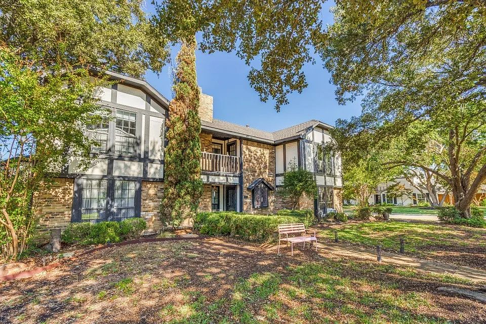 1st image of 3701 Whispering Cir