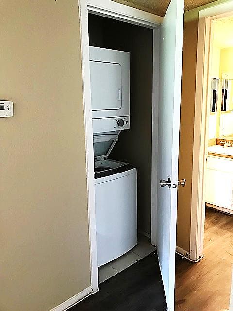 1st image of 2319 Fair Oaks Dr APT 2094