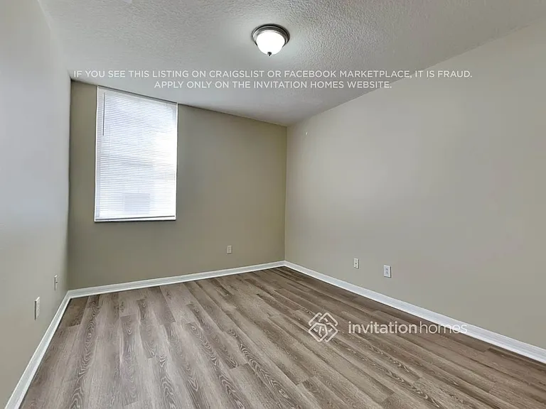 17011 Falconridge Rd — Photo 15