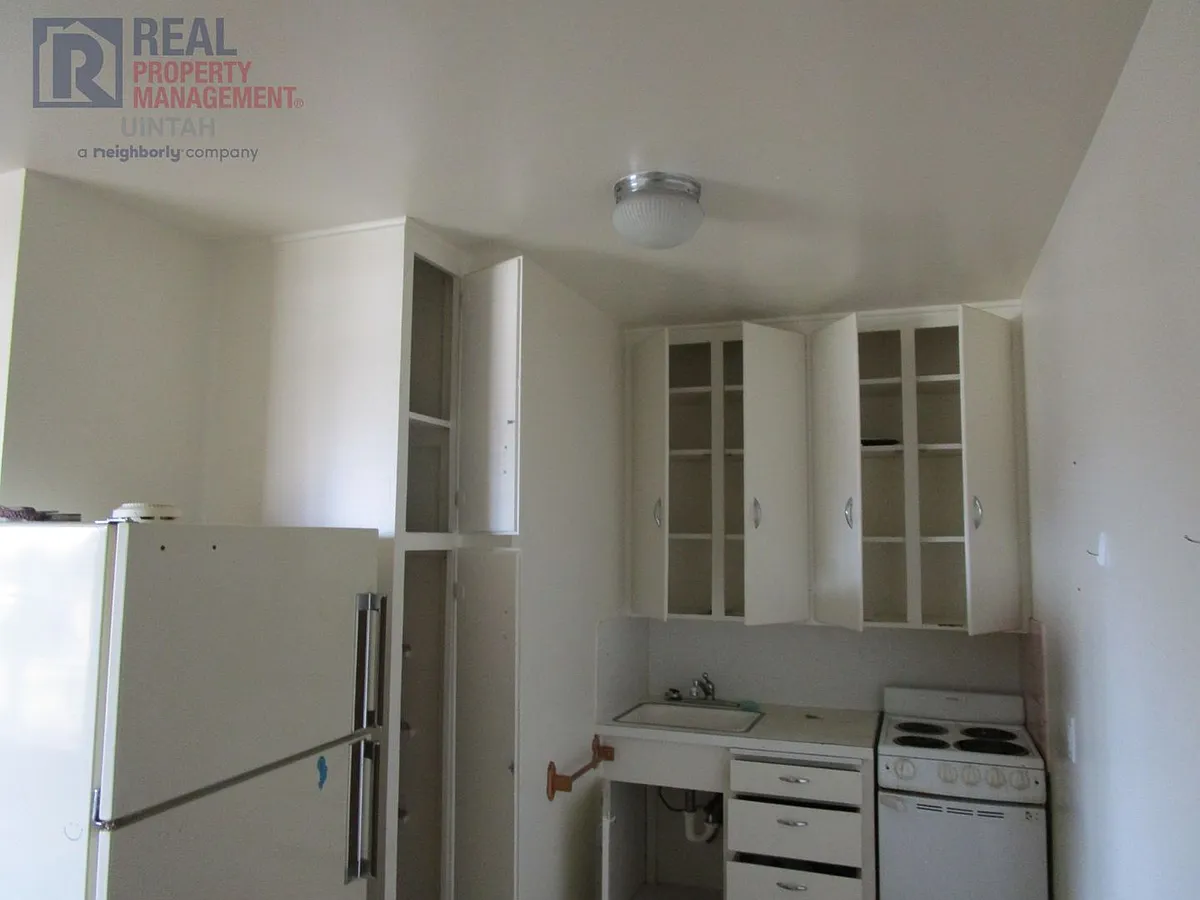 Building Photo - 238 S 300 W