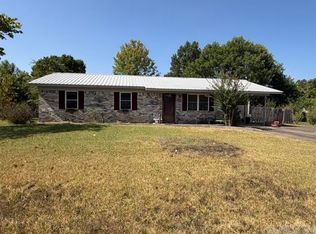 10 Crescent Park Dr, Dewitt, AR 72042