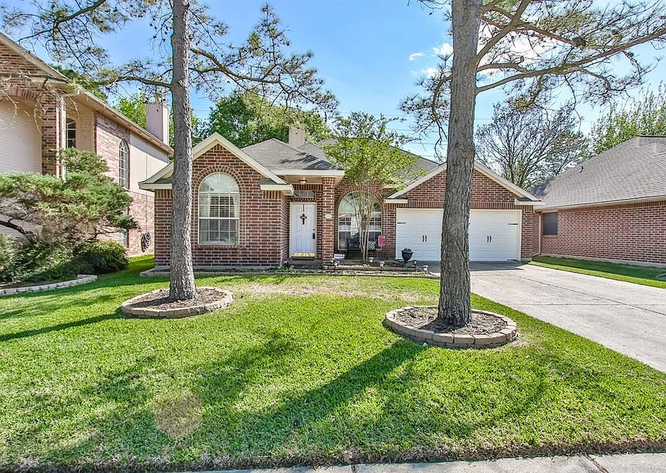 1st image of 14815 Carolina Falls Ln