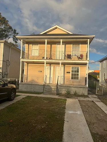 1550 Mazant St Photo 1
