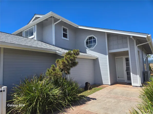 94-1060 Lelehu St, Waipahu, HI 96797