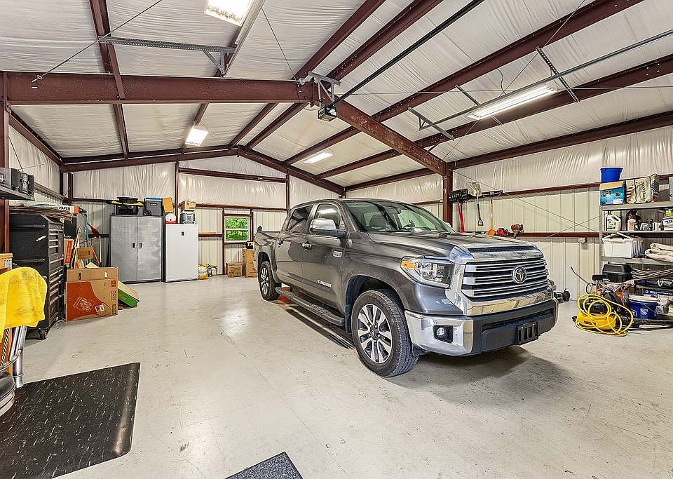 22359 Derik Rd, Springdale, AR 72764 | Zillow