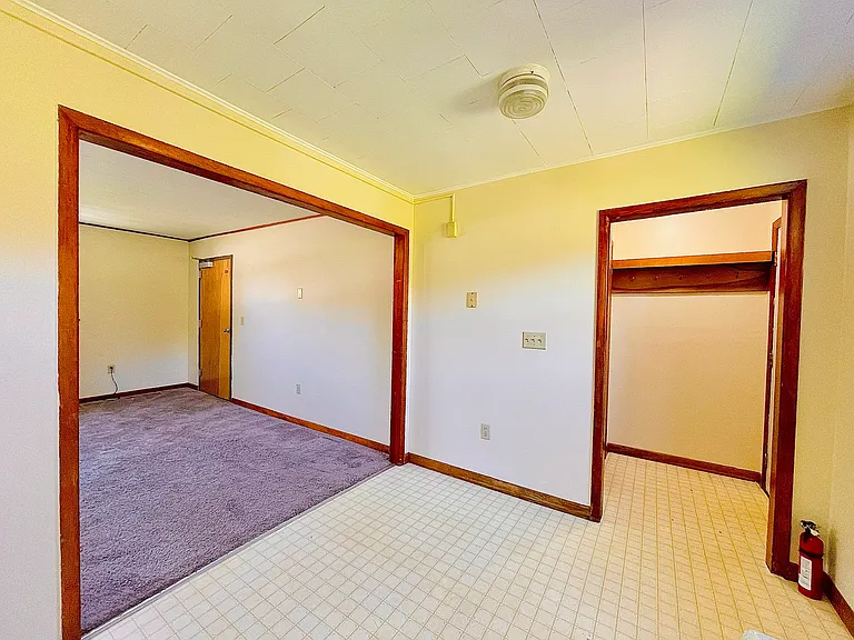 72 Heineberg Dr #100 — Photo 6