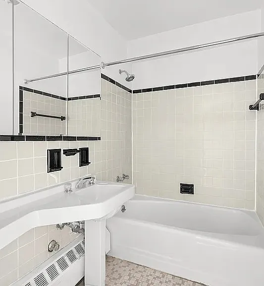 120 E 90th St #8H — Photo 6
