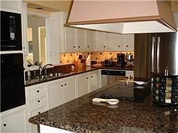 5th image of 11911 Ashmead Dr
